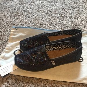 NEW Toms size 8.5W black glitter shoes